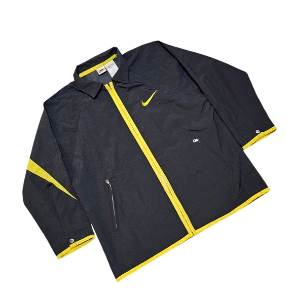 Vintage 90's Nike Windbreaker - Picture 2 of 5